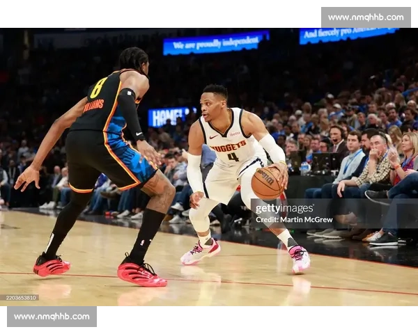 雷霆对阵掘金比赛录像回放全解析关键回合与战术亮点盘点精彩瞬间 雷霆对阵掘金比赛录像回放全解析关键回合与战术亮点盘点精彩瞬间